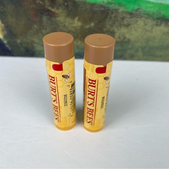 Burt’s Bees Limited Edition Chai Tea Moisturizing Lip Balm 2pc - Picture 5 of 5
